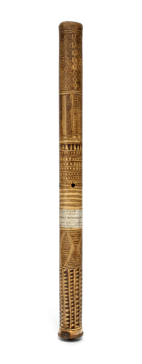 Long nose flute of bamboo closed by a node at both ends.